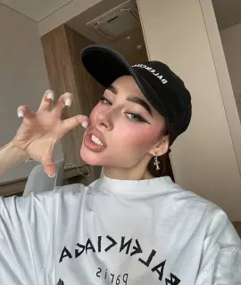 Анкета массажистки Анна - Фото 1, район Автозаводской, 22 года, №5615